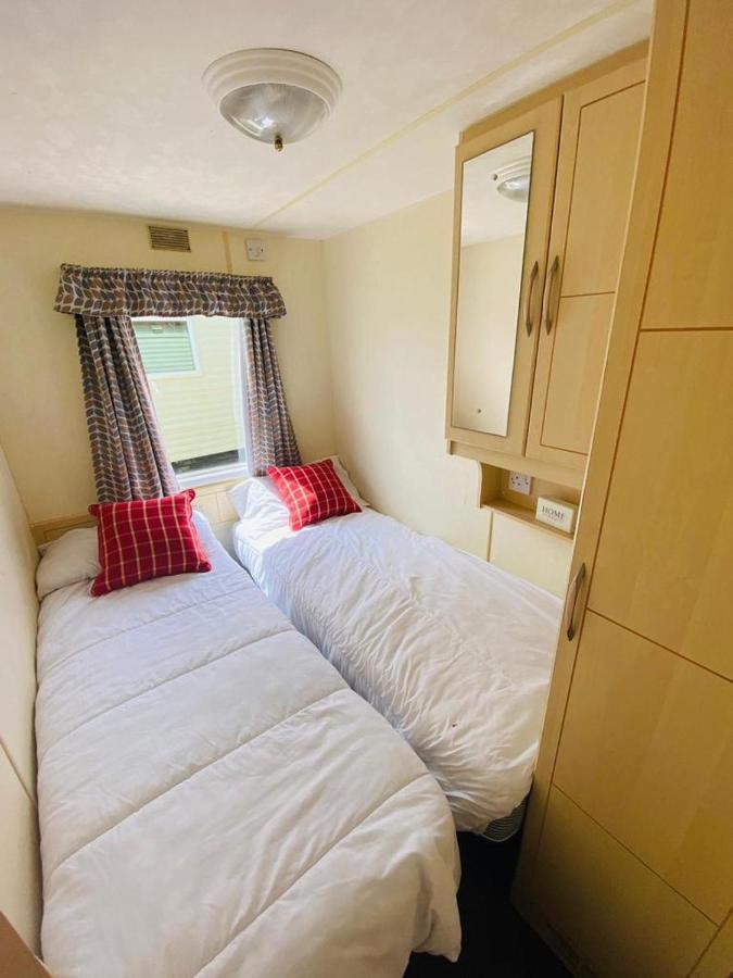 Вилла 604 Seawick Jaywick Sands Экстерьер фото